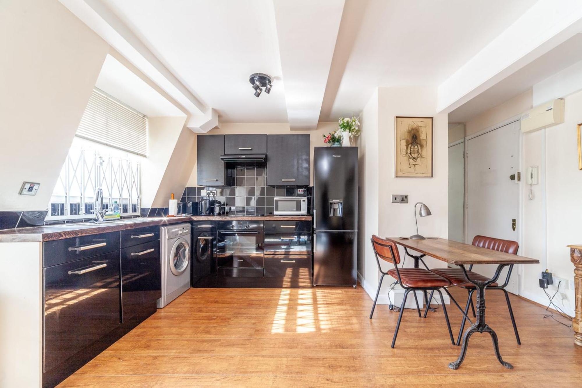 Stylish And Sleek Kensington Апартаменты